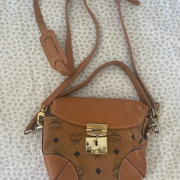 MCM multi function mini purse - Picture 2 of 5
